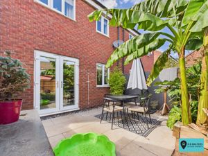 Patio- click for photo gallery